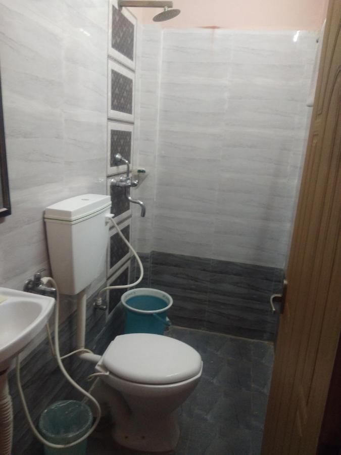 Ds Residency Varanasi-Prime Location-Parking 外观 照片