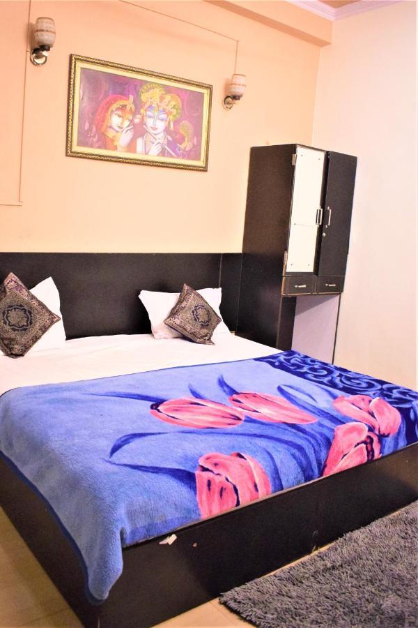 Ds Residency Varanasi-Prime Location-Parking 外观 照片