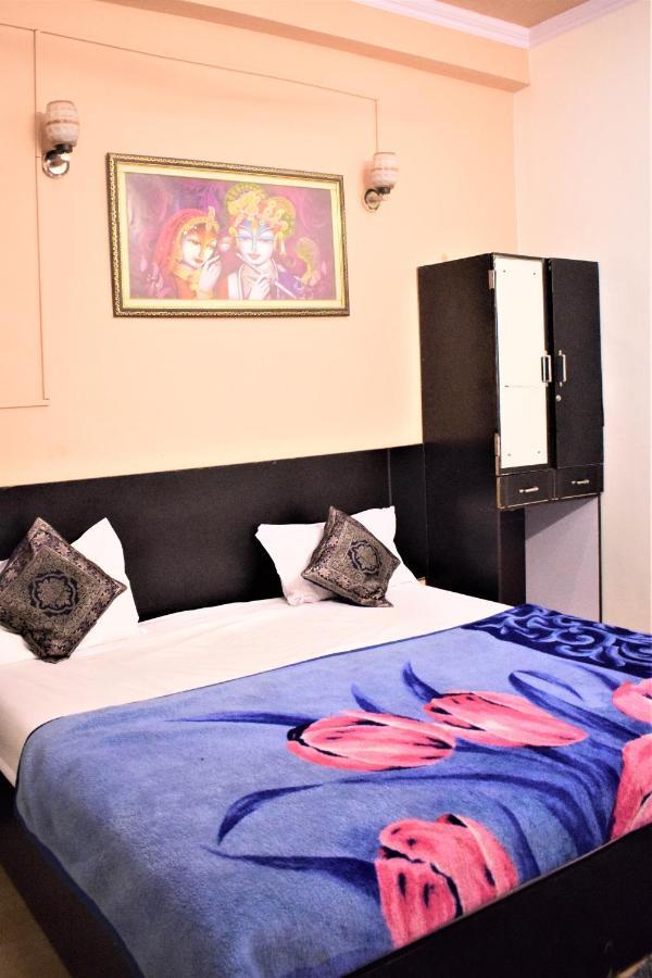 Ds Residency Varanasi-Prime Location-Parking 外观 照片