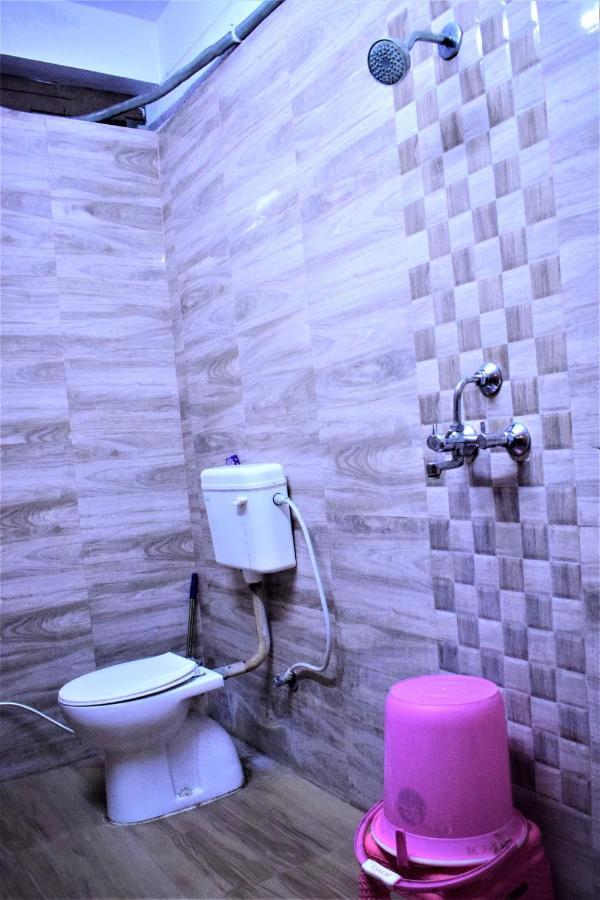 Ds Residency Varanasi-Prime Location-Parking 外观 照片