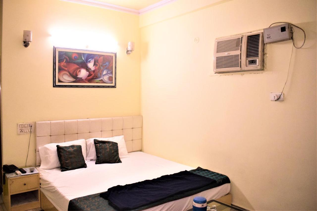 Ds Residency Varanasi-Prime Location-Parking 外观 照片