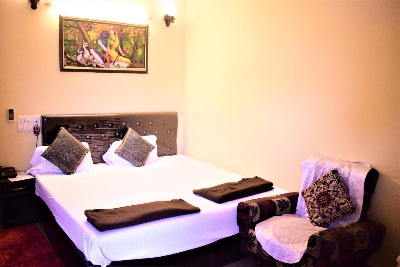 Ds Residency Varanasi-Prime Location-Parking 外观 照片