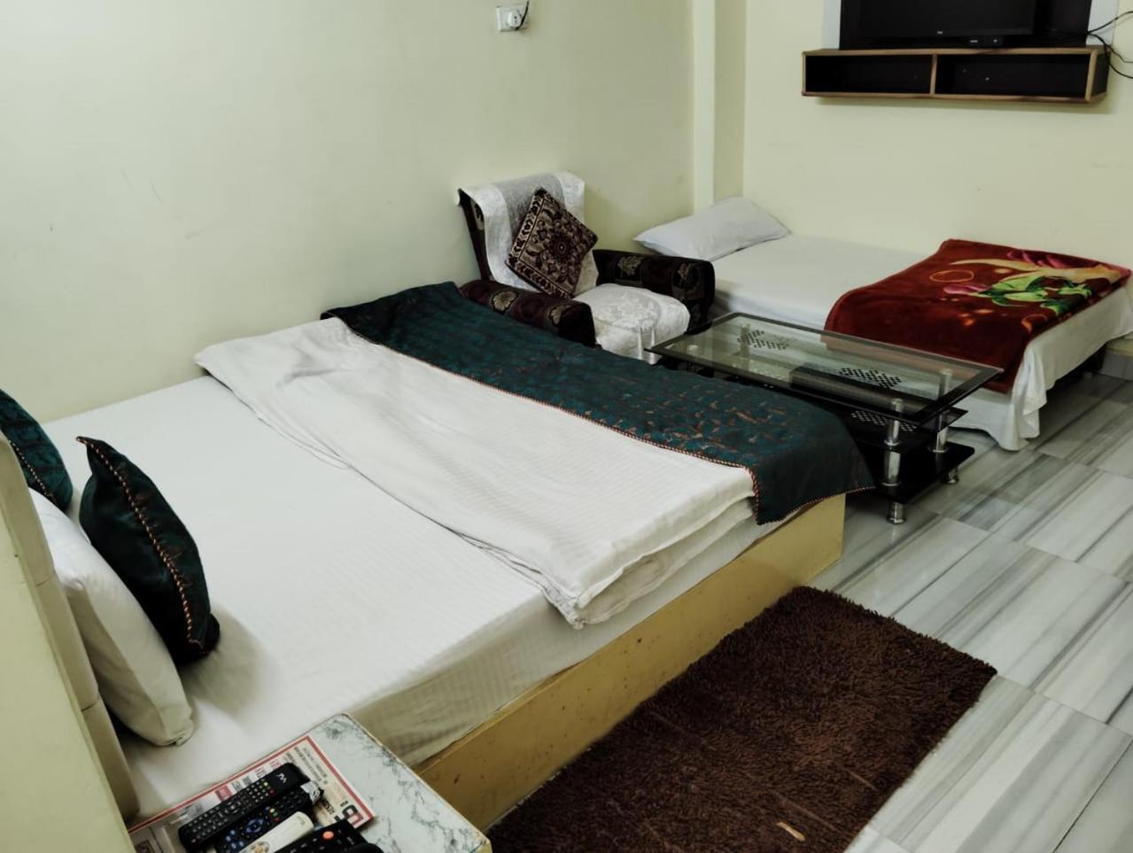 Ds Residency Varanasi-Prime Location-Parking 外观 照片